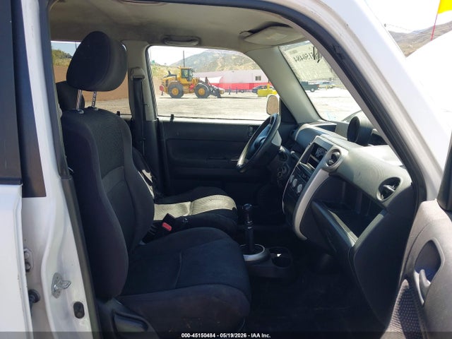 45150484 :رقم المزاد ، JTLKT334340140683 vin ، 2004 Scion Xb مزاد بيع