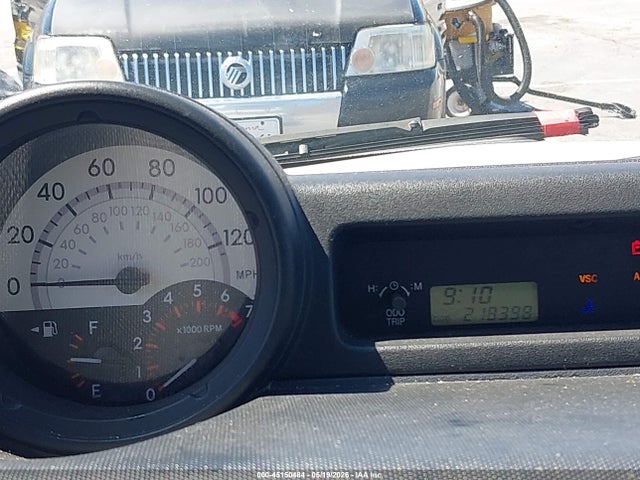 45150484 :رقم المزاد ، JTLKT334340140683 vin ، 2004 Scion Xb مزاد بيع