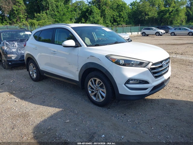 Продажа на аукционе авто 2016 Hyundai Tucson Se, vin: KM8J33A42GU023776, номер лота: 45150492