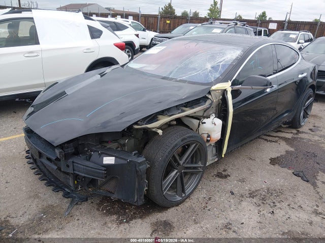Продажа на аукционе авто 2018 Tesla Model S 100d/75d/p100d, vin: 5YJSA1E2XJF261323, номер лота: 45150501
