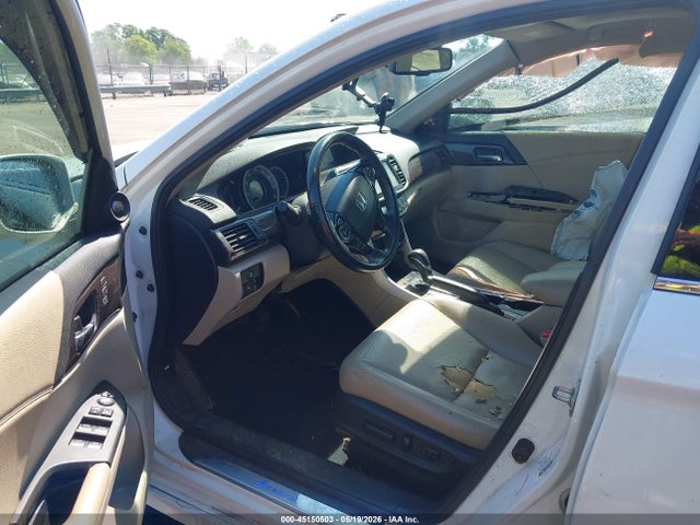 45150503 :رقم المزاد ، 1HGCR3F94HA012895 vin ، 2017 Honda Accord Touring V6 مزاد بيع
