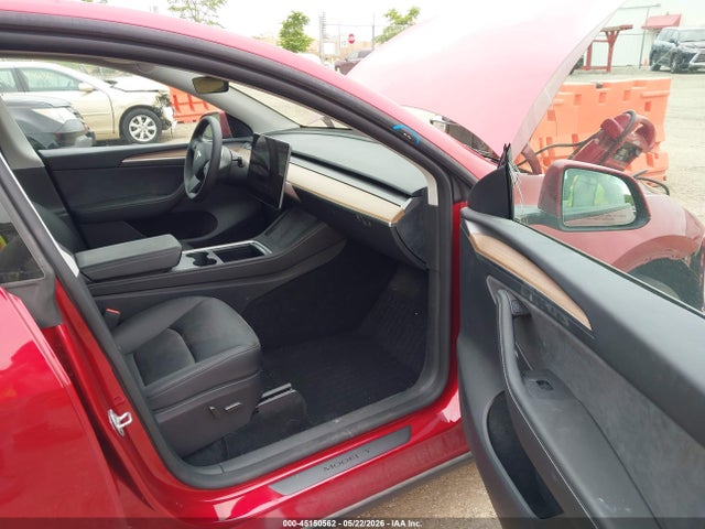 Продажа на аукционе авто 2025 Tesla Model Y Long Range Dual Motor All-wheel Drive, vin: 7SAYGDEE8SF280669, номер лота: 45150562