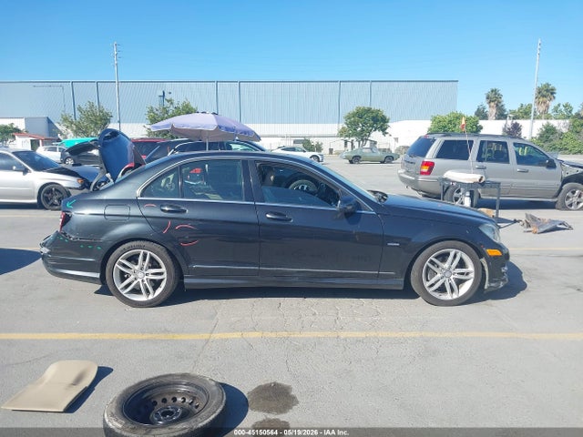45150564 :رقم المزاد ، WDDGF4HB4CA612765 vin ، 2012 Mercedes-benz C 250 Sport مزاد بيع