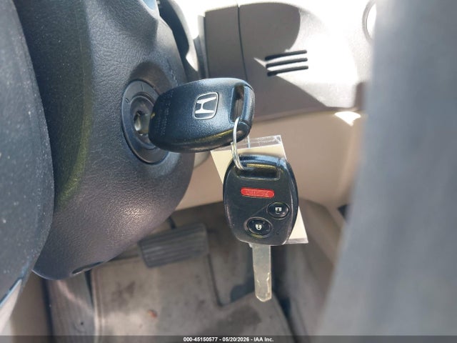 Продажа на аукционе авто 2010 Honda Civic Lx, vin: 2HGFA1F52AH576283, номер лота: 45150577