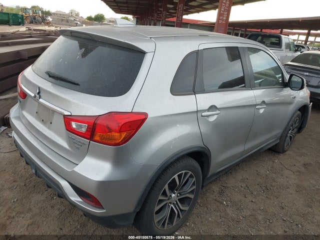 JA4AR3AW2JZ036388 Mitsubishi Outlander Sport 2.4 Se