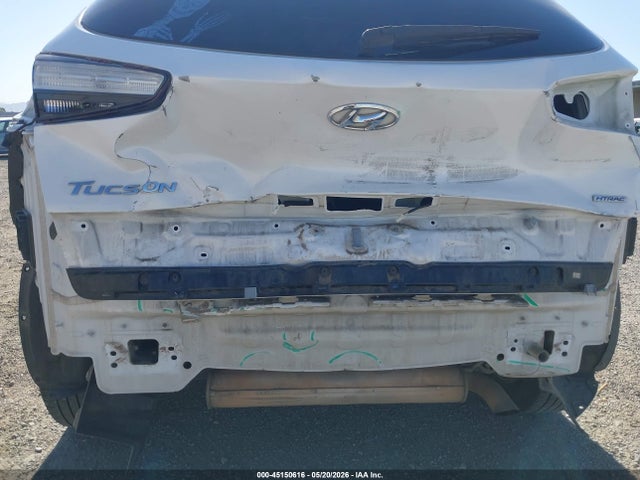 KM8J2CA48KU876047 Hyundai TUCSON SE