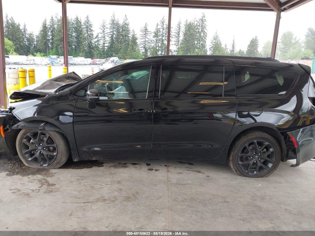 Продажа на аукционе авто 2026 Chrysler Pacifica Limited, vin: 2C4RC1GG6TR163835, номер лота: 45150622