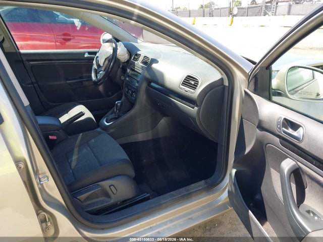 45150633 :رقم المزاد ، 3VWPP7AJ0DM646634 vin ، 2013 Volkswagen Jetta Sportwagen 2.5l S مزاد بيع