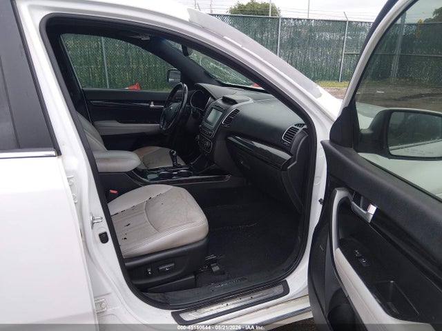 5XYKWDA70EG520310 KIA Sorento Limited V6