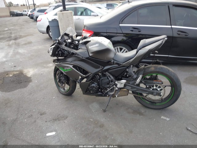 Kawasaki Ex650 R 2024 ML5EXER16RDAD4551 Image 12