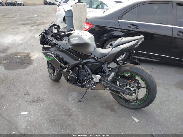 Kawasaki Ex650 R 2024 ML5EXER16RDAD4551 Image 3