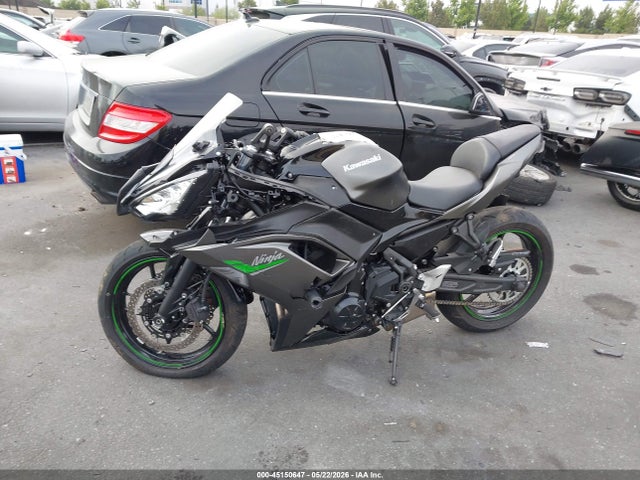 Kawasaki Ex650 R 2024 ML5EXER16RDAD4551 Image 9