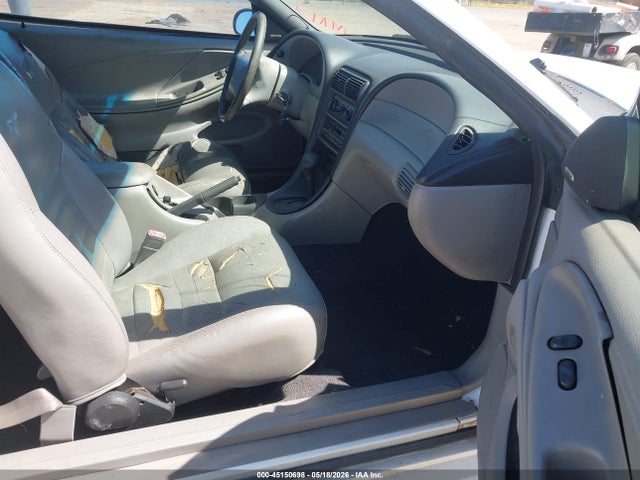 45150698 :رقم المزاد ، 1FAFP42X9YF310816 vin ، 2000 Ford Mustang Gt مزاد بيع