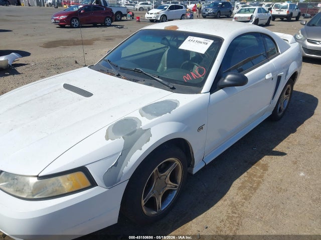 45150698 :رقم المزاد ، 1FAFP42X9YF310816 vin ، 2000 Ford Mustang Gt مزاد بيع