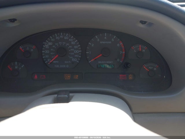 45150698 :رقم المزاد ، 1FAFP42X9YF310816 vin ، 2000 Ford Mustang Gt مزاد بيع