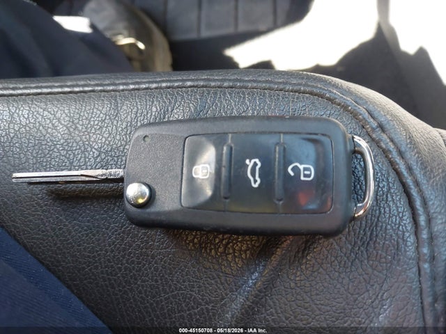 45150708 :رقم المزاد ، WVWED7AJ2AW419881 vin ، 2010 Volkswagen Gti 2-door مزاد بيع