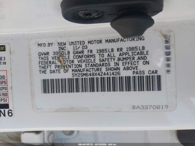 2004 Pontiac Vibe მანქანა იყიდება აუქციონზე, vin: 5Y2SM648X4Z441426, აუქციონის ნომერი: 45150723