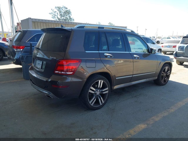 WDCGG8JBXFG364882 Mercedes-Benz Glk 350 4matic