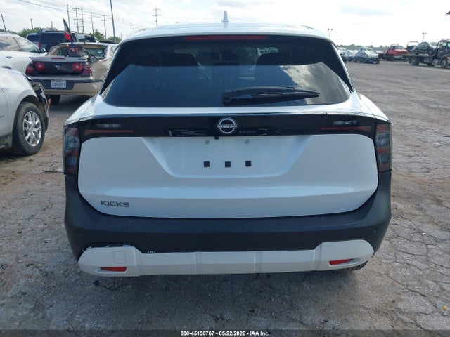 3N8AP6CA8SL331863 Nissan Kicks Sv Fwd