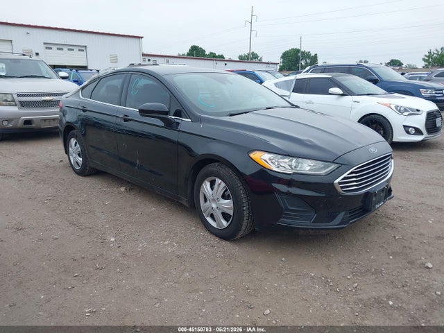 Auction sale of the 2019 Ford Fusion S, vin: 3FA6P0G79KR133373, lot number: 45150783