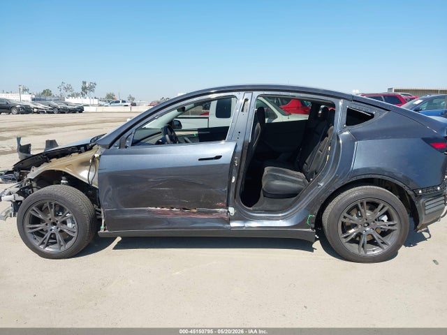 Продаж на аукціоні авто 2025 Tesla Model Y Long Range Dual Motor Rear-wheel Drive, vin: 7SAYGDEDXSF269504, номер лоту: 45150795