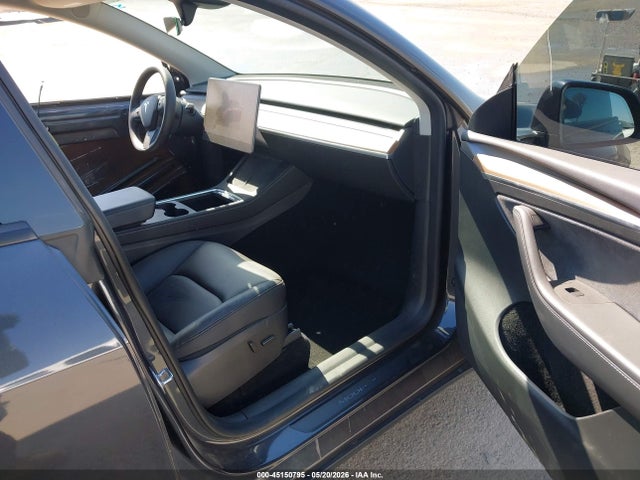 Продаж на аукціоні авто 2025 Tesla Model Y Long Range Dual Motor Rear-wheel Drive, vin: 7SAYGDEDXSF269504, номер лоту: 45150795