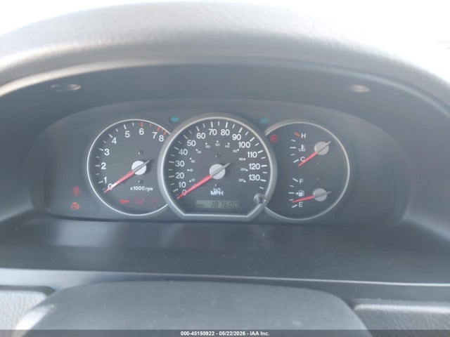 45150922 :رقم المزاد ، KNDUP131346542994 vin ، 2004 Kia Sedona Ex/lx مزاد بيع