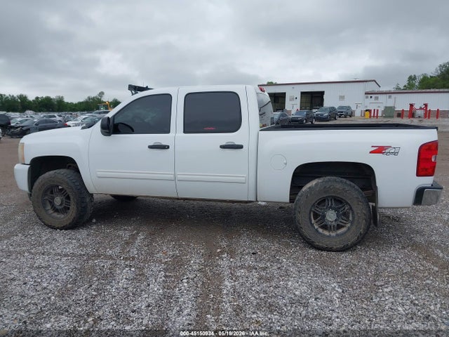 Продаж на аукціоні авто 2011 Chevrolet Silverado 1500 Lt, vin: 3GCPKSE32BG224702, номер лоту: 45150934