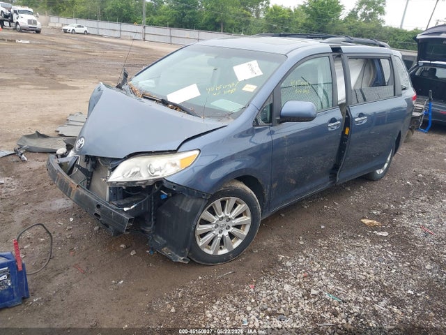 Auction sale of the 2013 Toyota Sienna Xle 7 Passenger, vin: 5TDDK3DC7DS065142, lot number: 45150937