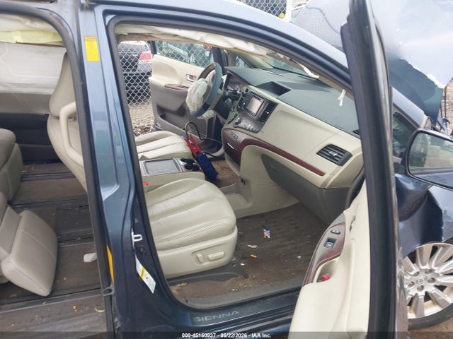Auction sale of the 2013 Toyota Sienna Xle 7 Passenger, vin: 5TDDK3DC7DS065142, lot number: 45150937