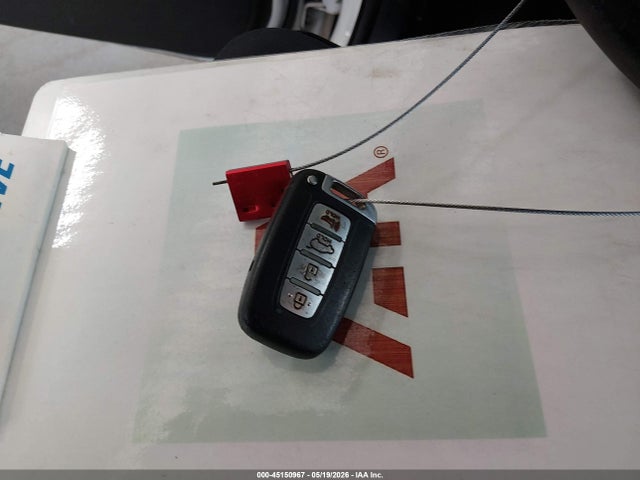 Продаж на аукціоні авто 2012 Hyundai Veloster Base W/red/black, vin: KMHTC6AD0CU061107, номер лоту: 45150967
