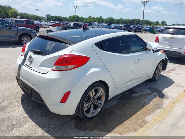 Продаж на аукціоні авто 2012 Hyundai Veloster Base W/red/black, vin: KMHTC6AD0CU061107, номер лоту: 45150967