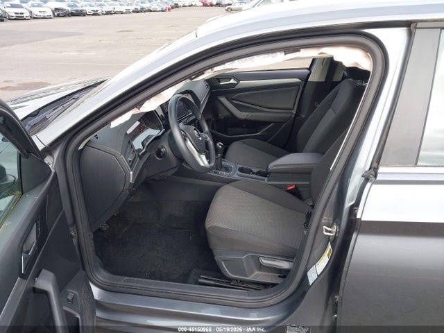 3VWN57BU7KM007170 Volkswagen Jetta 1.4t S
