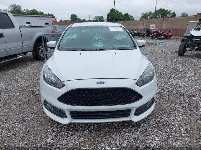 Ford FOCUS ST 2016 1FADP3L98GL243238 Image 13