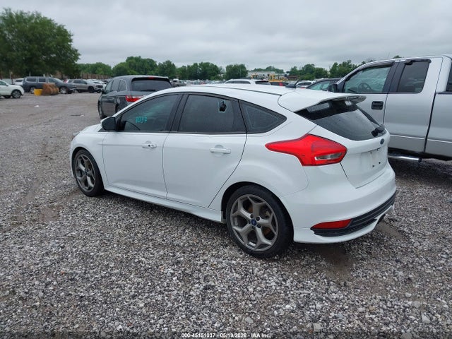 Ford FOCUS ST 2016 1FADP3L98GL243238 Image 3