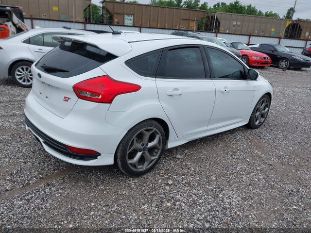 Ford FOCUS ST 2016 1FADP3L98GL243238 Image 4