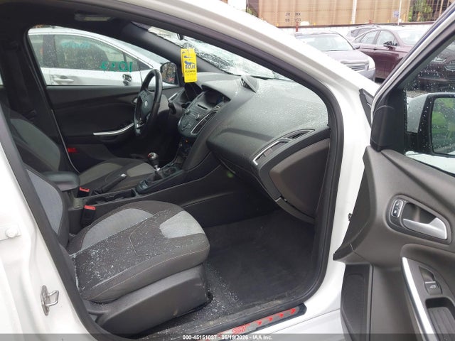 Ford FOCUS ST 2016 1FADP3L98GL243238 Image 5