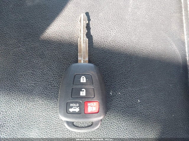 4T1BF1FK2HU794358 Toyota CAMRY SE