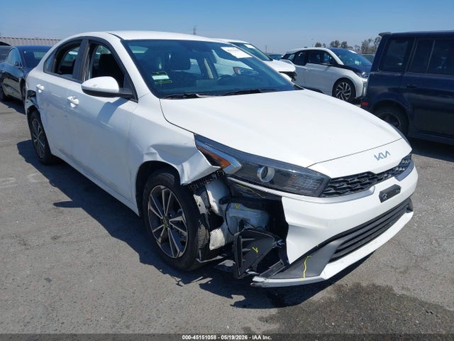 2024 3KPF24AD1RE791768 main image