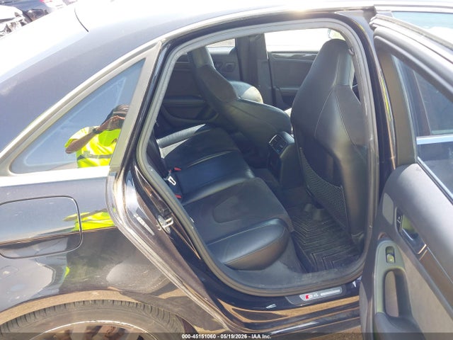 45151060 :رقم المزاد ، WAUBGAFL5BA115232 vin ، 2011 Audi S4 3.0 Premium Plus مزاد بيع