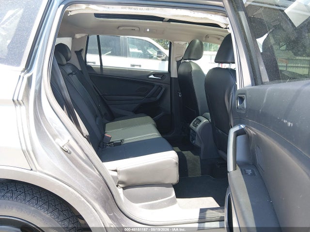 Продаж на аукціоні авто 2019 Volkswagen Tiguan 2.0t Se/2.0t Sel/2.0t Sel R-line/2.0t Sel R-line Black, vin: 3VV2B7AX1KM027720, номер лоту: 45151187