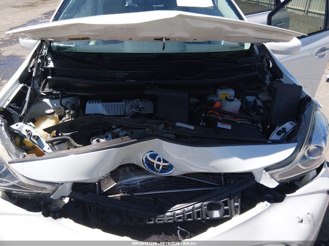 Toyota Prius V Five 2017 JTDZN3EU2HJ065802 Image 10