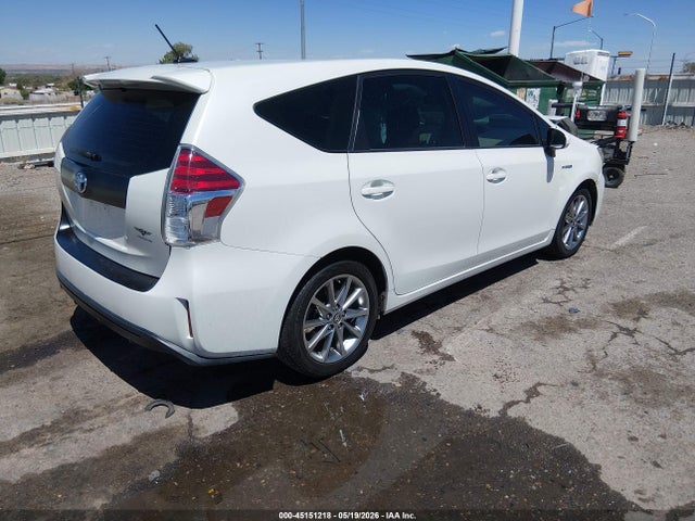 Toyota Prius V Five 2017 JTDZN3EU2HJ065802 Image 4