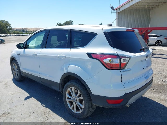 Продажа на аукционе авто 2017 Ford Escape Se, vin: 1FMCU9GD4HUA41309, номер лота: 45151231