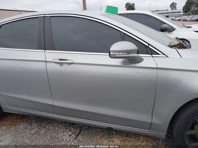 3FA6P0SU5LR248406 Ford Fusion Plug-in Hybrid Titanium