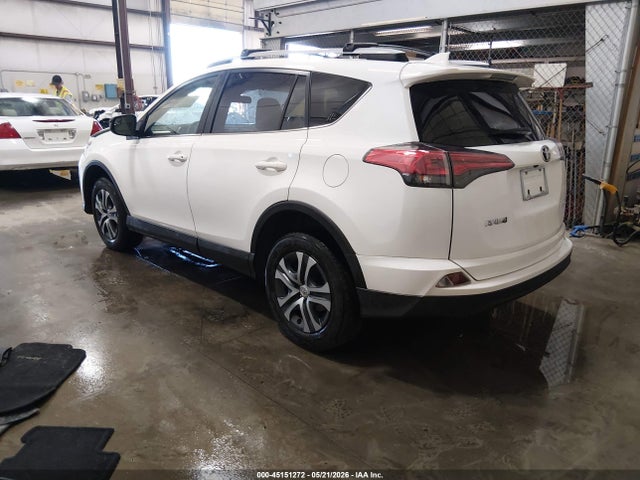 JTMBFREV9JJ255032 Toyota RAV4 LE