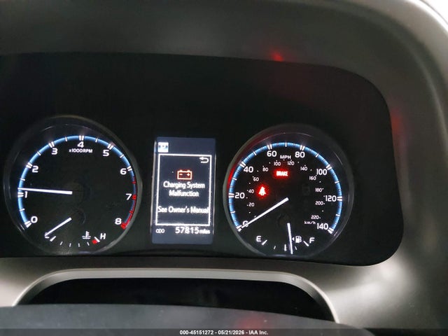 JTMBFREV9JJ255032 Toyota RAV4 LE