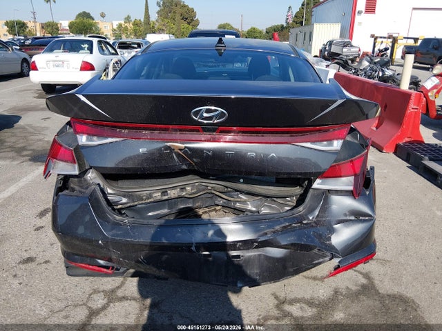 45151273 :رقم المزاد ، 5NPLM4AG3NH079694 vin ، 2022 Hyundai Elantra Sel مزاد بيع