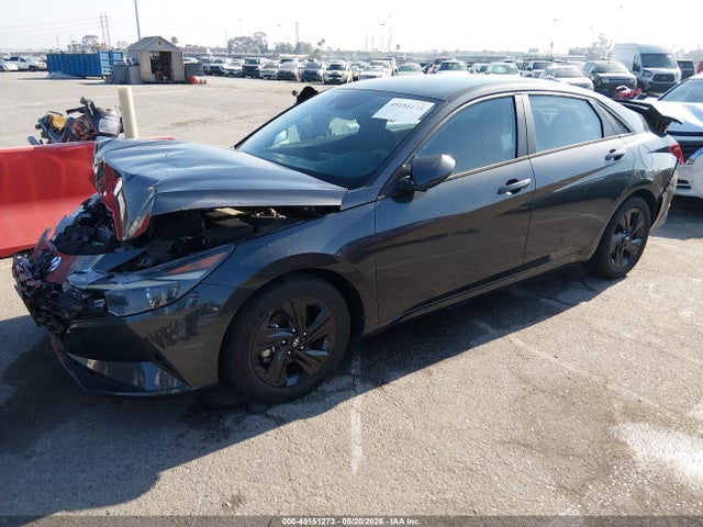 45151273 :رقم المزاد ، 5NPLM4AG3NH079694 vin ، 2022 Hyundai Elantra Sel مزاد بيع