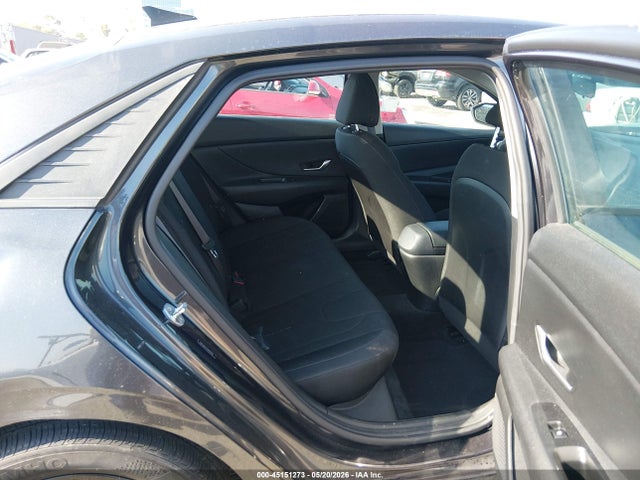45151273 :رقم المزاد ، 5NPLM4AG3NH079694 vin ، 2022 Hyundai Elantra Sel مزاد بيع